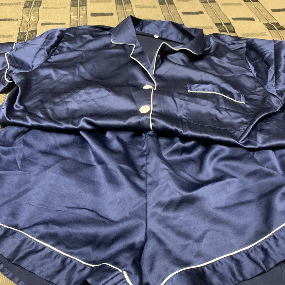 COPY - Silky pjs - Picture 2 of 2